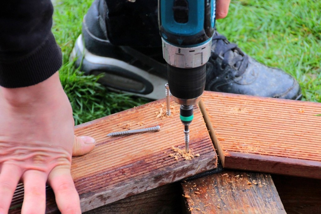 Brushless Hammer Drill 18V
